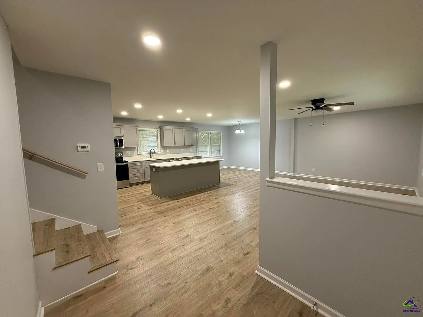 319 Ashby Way — Photo 4