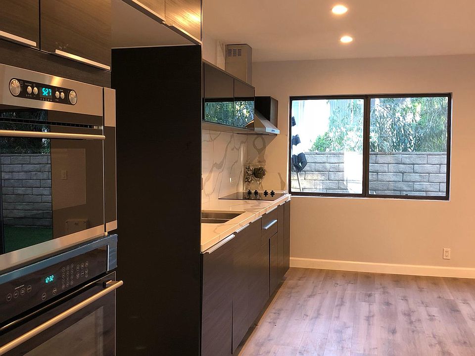 1st image of 7046 De Celis Pl