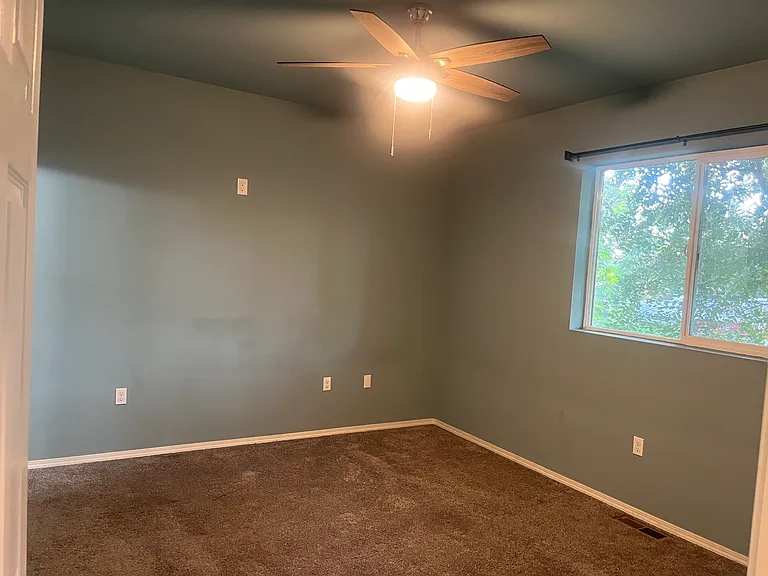 406 E R St #1 — Photo 6