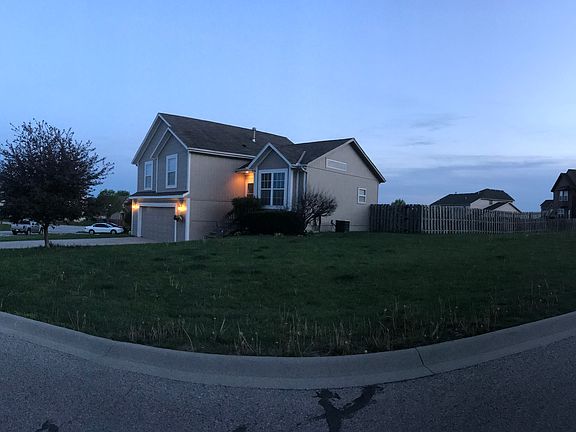 4th image of 13123 Delaware Ct