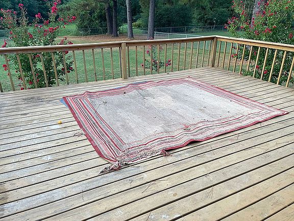 5th image of 1114 Mitzi Ln