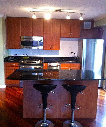 2nd image of 1960 N Lincoln Park W APT 709