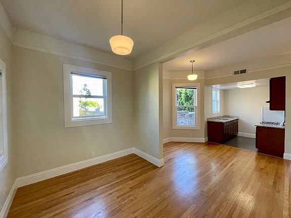 4th image of 3220 23rd St Unit A