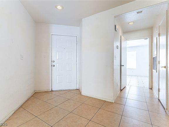 4th image of 1420 Jamielinn Ln Unit 102