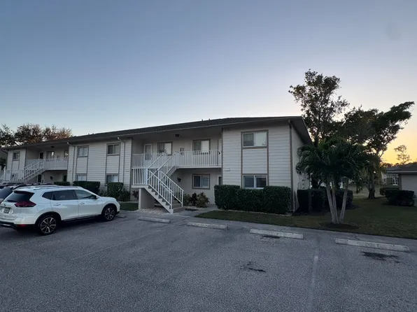 2350 Naples Trace Cir, Naples, FL