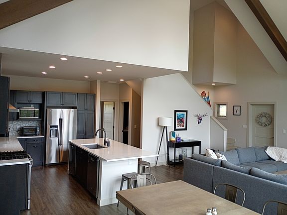 5th image of 1804 Snow Ridge Dr