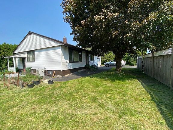 2nd image of 45685 Herron Ave