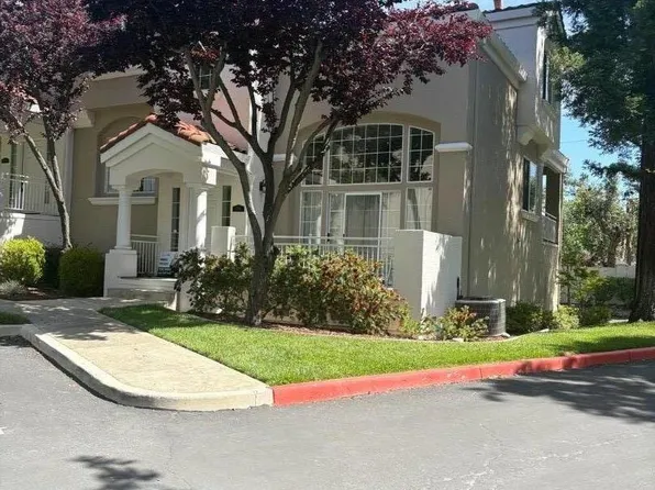 7013 Silver Fox Dr, San Jose, CA 95120