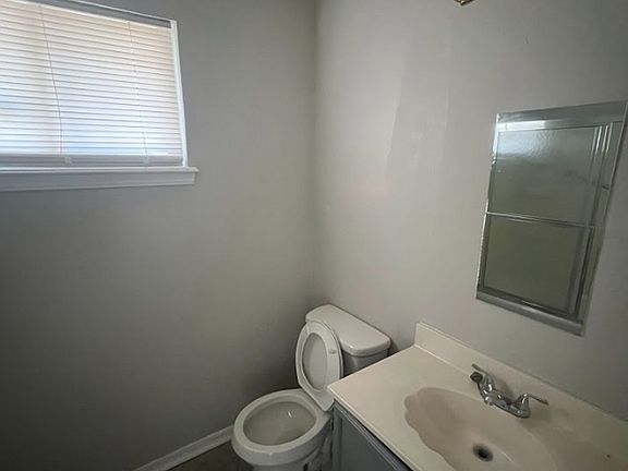5th image of 1409 Garland Ave