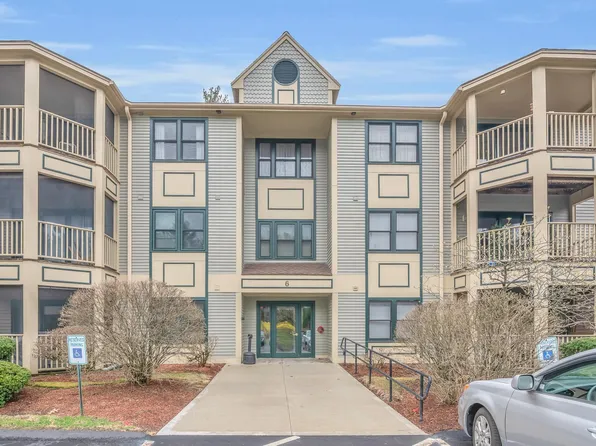 6 Mayfair Lane #207, Nashua, NH 03063