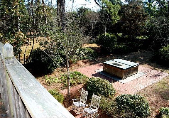 5th image of 112 Villa Rd