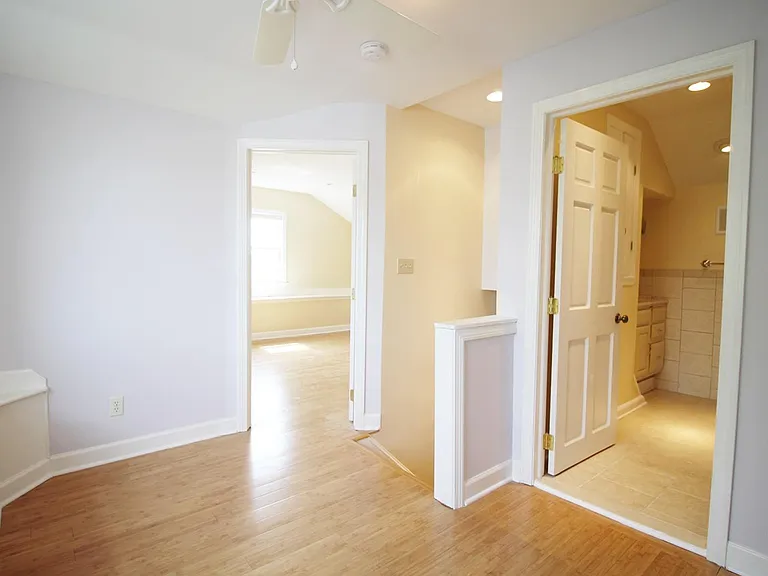 35 Harold St #2 — Photo 10