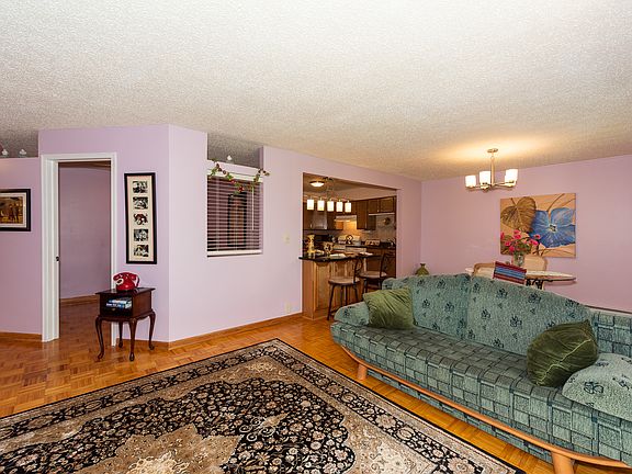 5th image of 8994 Kennedy Dr APT 2F