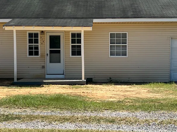 979 Dowdey Rd #B, Jasper, AL 35504