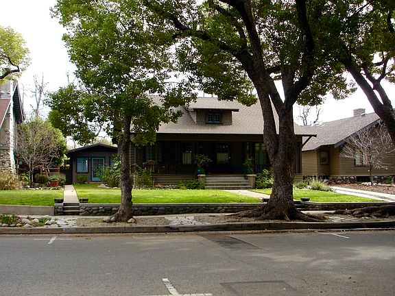 2nd image of 1030 Brent Ave