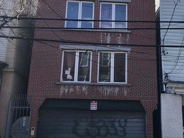 121 Brunswick St, Jersey City, NJ 07302