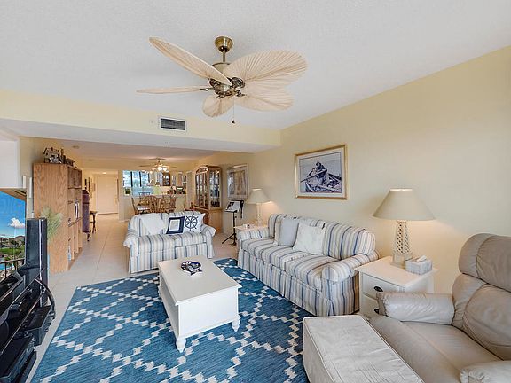 5th image of 701 Seafarer Cir APT 406