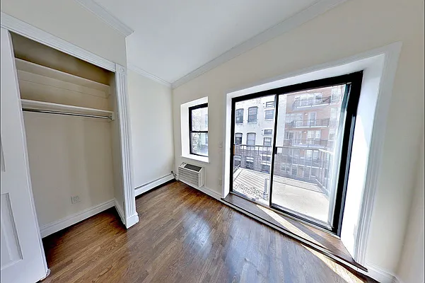 Rented by REAL New York | media 6