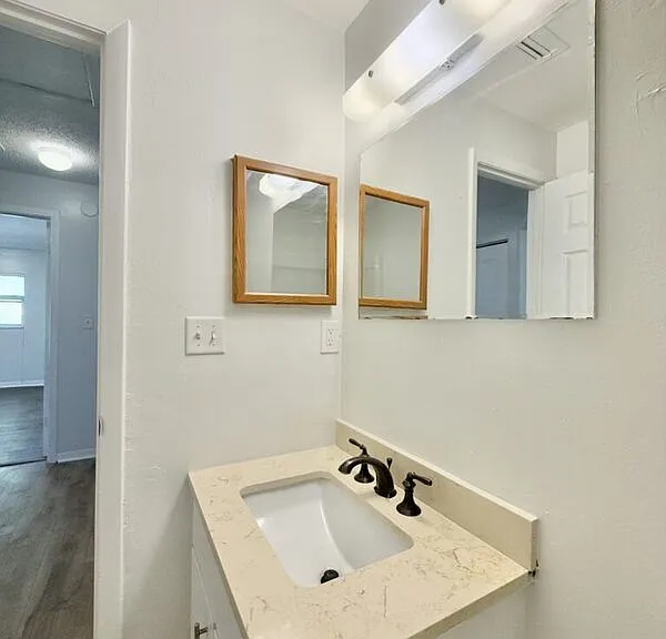 6420 S Adelia Ave #A — Photo 22