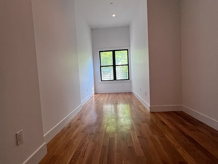 321 W 139th St #2A — Photo 6