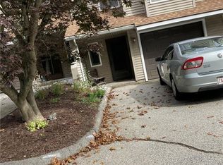 1 Westside Dr APT 7, Thompson, CT 06255