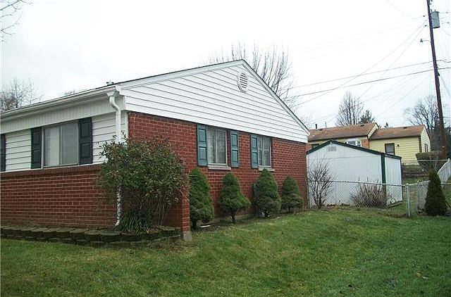 2nd image of 1449 Cobblestone St