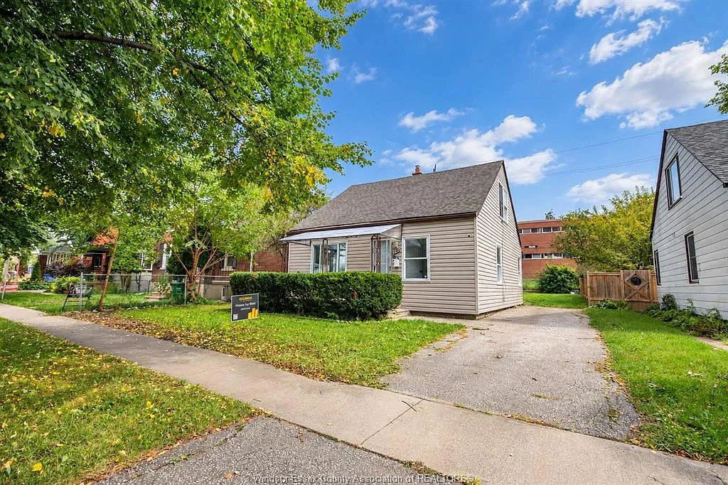 5 bed, $2,000 — Photo 1