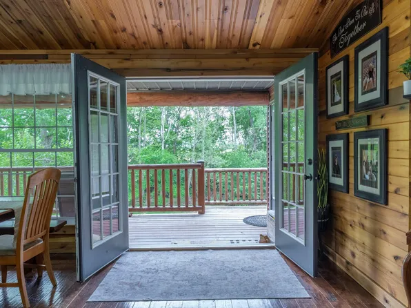 6213 Stafford Rd SW, Washington Court House, OH 43160