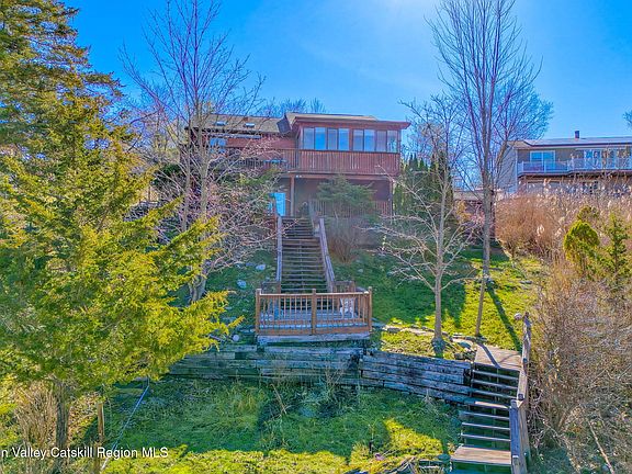 3rd image of 251 Sleepy Hollow Road