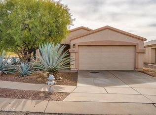 9441 E Bench Mark Loop, Tucson, AZ 85747