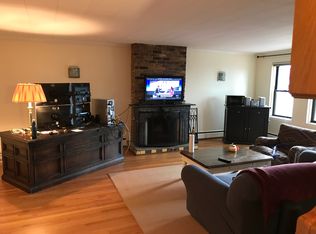 329 W Armitage Ave APT 4, Chicago, IL 60614