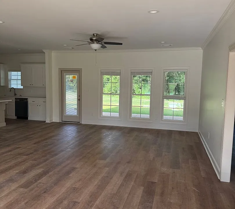 172 Belmont Dr