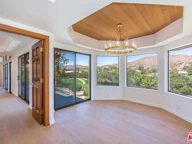 5109 Lakeview Canyon Rd — Photo 16