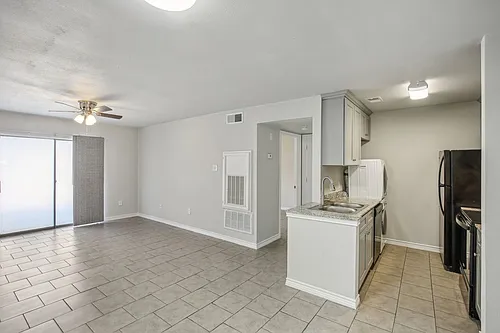 ROOKWOOD GOLF APARTMENTS Photo 1 ROOKWOOD GOLF APARTMENTS Photo 1