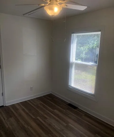 136 Saint Mary Ave NW — Photo 5