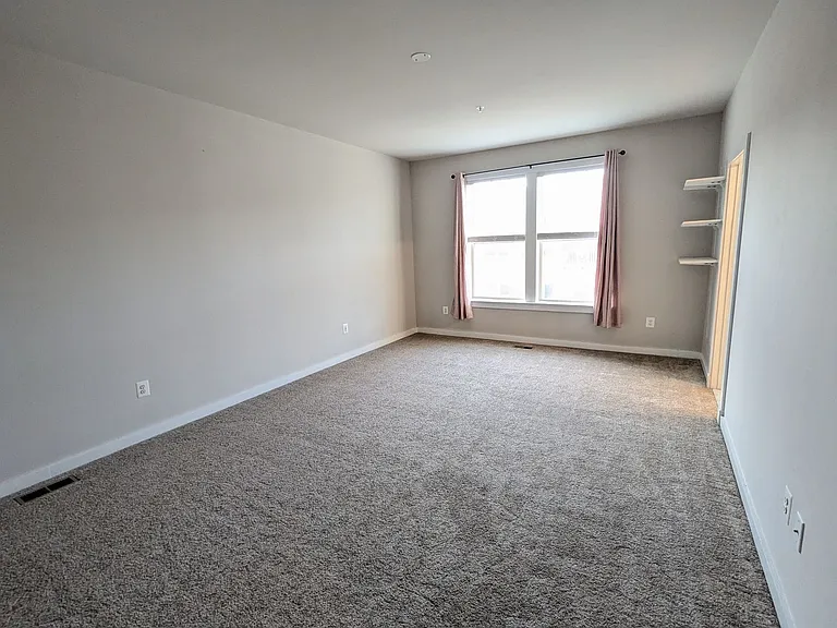 1129 Lawler Dr — Photo 28