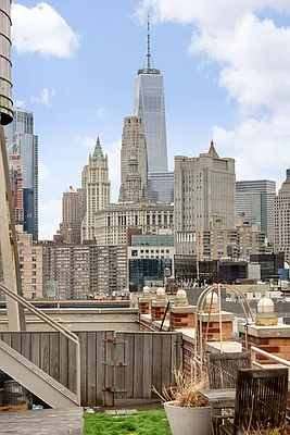 Sold by Compass | media 9