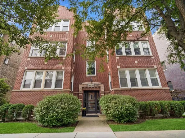 2449 W Foster Ave #2E, Chicago, IL 60625