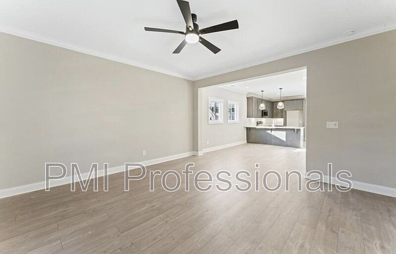 1st image of 1403 Rebecca Johns Dr