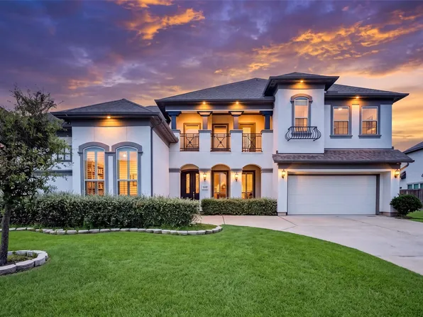 5602 King Plains Creek Ln, Sugar Land, TX 77479