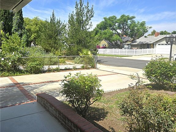 4th image of 17500 Arminta St