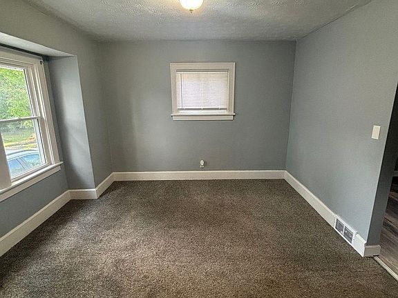4th image of 2611 Ellet Ave
