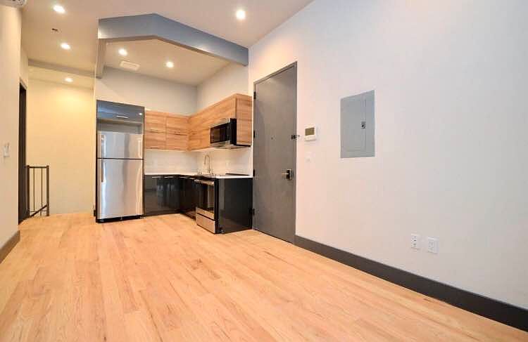 1st image of 85 Humboldt St #1B