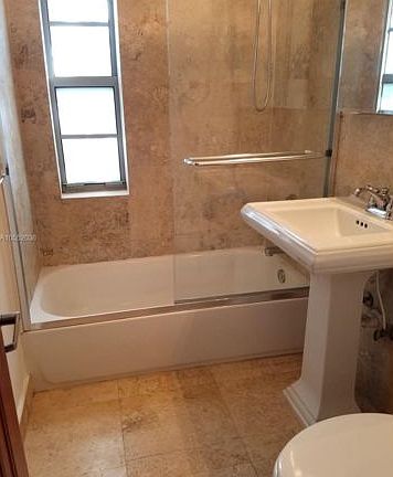 4th image of 1500 Pennsylvania Ave APT 6