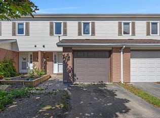 32 Driftwood Ln, Saint John, NB E2M 5L5