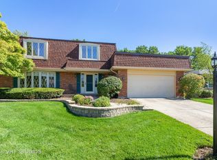 7917 Sawyer Rd, Darien, IL 60561
