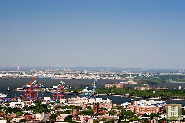 Rented by Halstead Real Estate | media 42