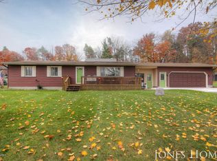 1910 142nd Ave, Dorr, MI 49323