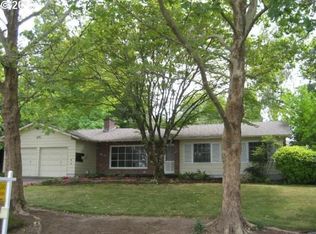 10820 SW Derry Dell Ct, Tigard, OR 97223