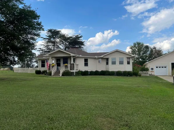 23695 Saint John Rd, Athens, AL 35613
